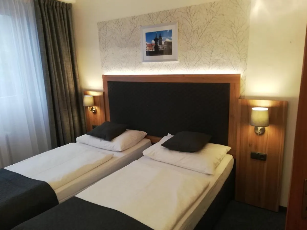 Hotel Bohemians براغ 3*,